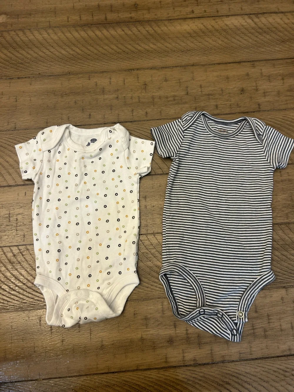 0-3M Baby Boy bundle of onesies/pants